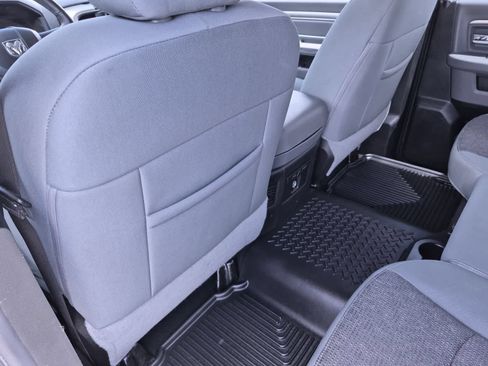 Used 2019 RAM 1500 Warlock AWD/4WD image 18