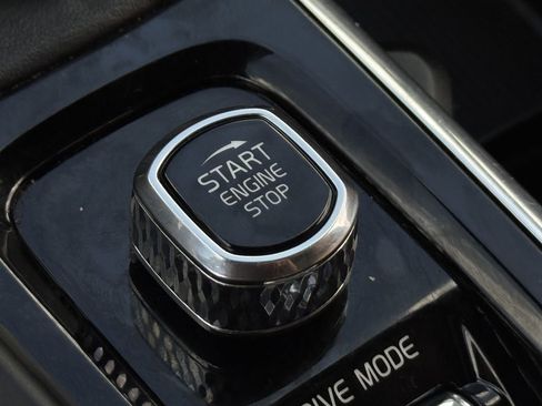 Used 2020 Volvo XC60 T5 Inscription image 21