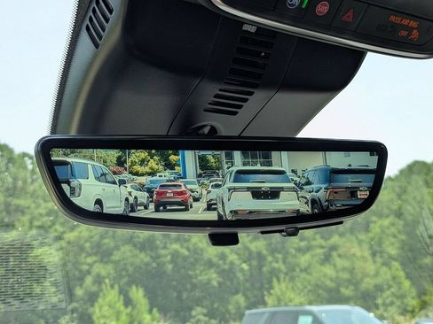 New 2026 Chevrolet Traverse RS FWD image 25
