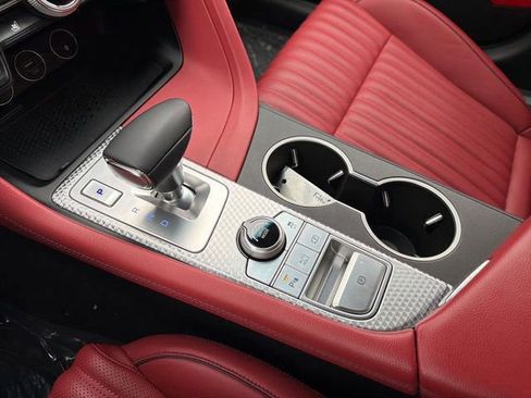 Used 2023 Genesis G70 2.0T w/ Sport Prestige Package image 28