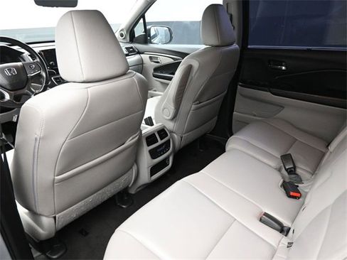 Used 2019 Honda Pilot EX-L image 16