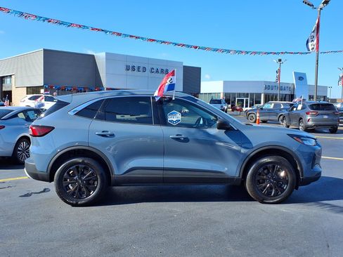 Used 2024 Ford Escape Active AWD/4WD image 22