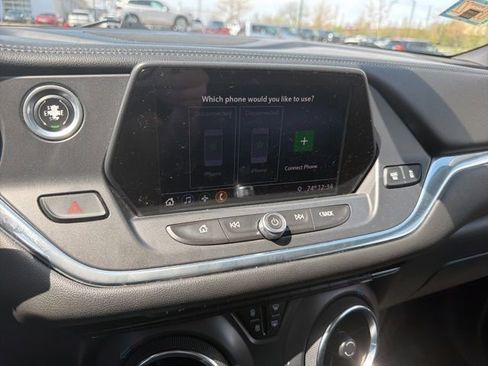 Used 2019 Chevrolet Blazer LT FWD image 23