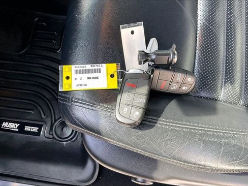 Used 2020 Jeep Grand Cherokee Limited X image 34