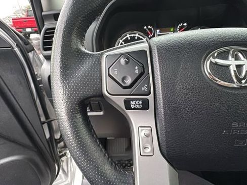 Used 2021 Toyota 4Runner Limited image 19