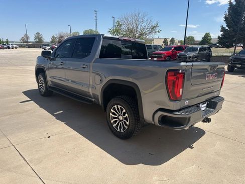 Used 2021 GMC Sierra 1500 AT4 w/ AT4 Premium Package AWD/4WD image 34