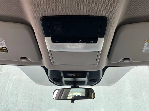 Used 2025 Nissan Rogue SV image 16