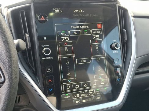 Used 2024 Subaru Crosstrek 2.0i Premium image 17