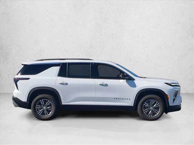 Used 2024 Chevrolet Traverse LT w/ LPO, Floor Liner Package FWD image 4