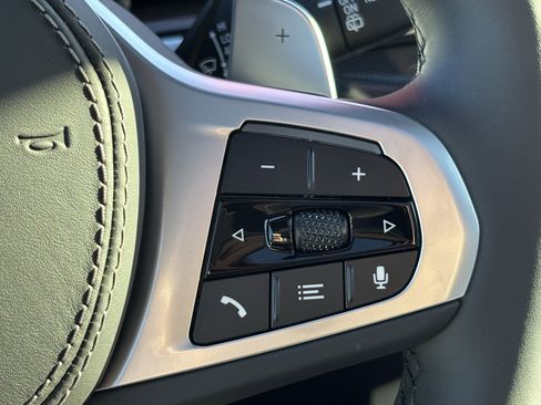 Used 2026 BMW X5 xDrive40i w/ M Sport Package image 22