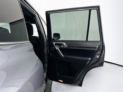 Used 2023 Lexus GX 460 Premium w/ Premium Plus Package AWD/4WD image 32