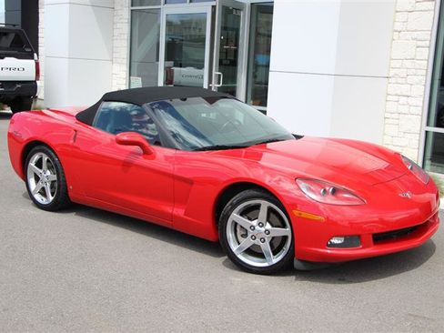 Used 2006 Chevrolet Corvette Convertible w/ Preferred Equipment Group image 28