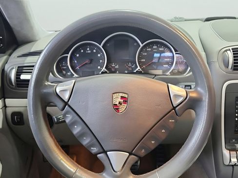 Used 2008 Porsche Cayenne GTS image 17