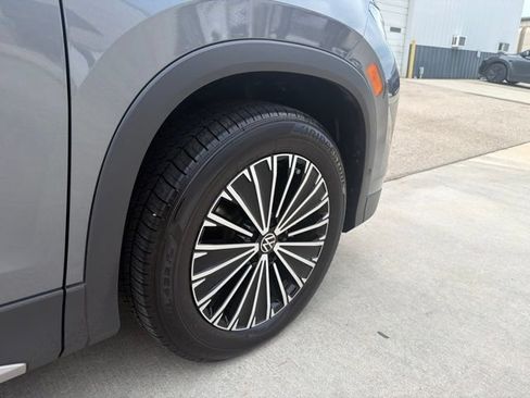 Used 2025 Volkswagen Tiguan S w/ 18" Wheel Package FWD image 23