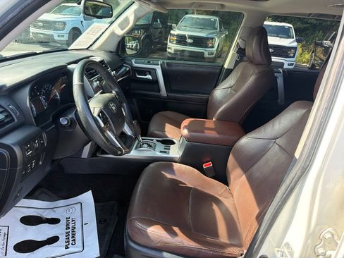 Used 2016 Toyota 4Runner Limited RWD image 13