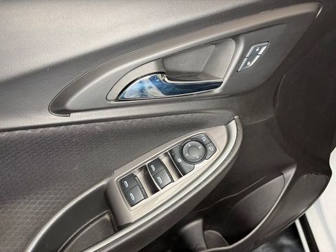 Used 2024 Chevrolet Malibu LT w/ Sport Edition image 15