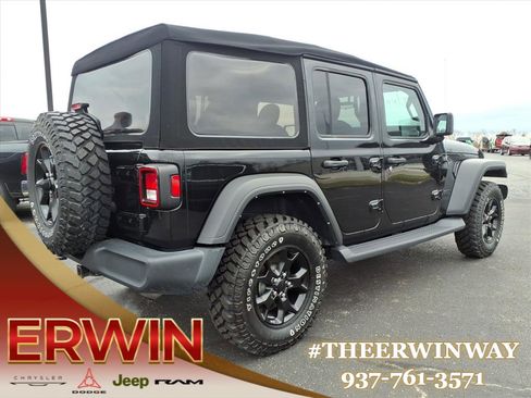 Certified 2022 Jeep Wrangler Willys image 7