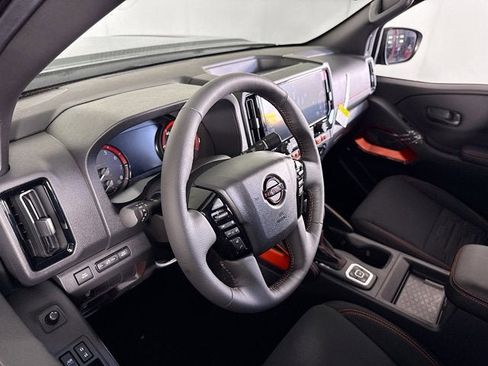 New 2026 Nissan Frontier PRO-4X w/ Tow Package AWD/4WD image 9