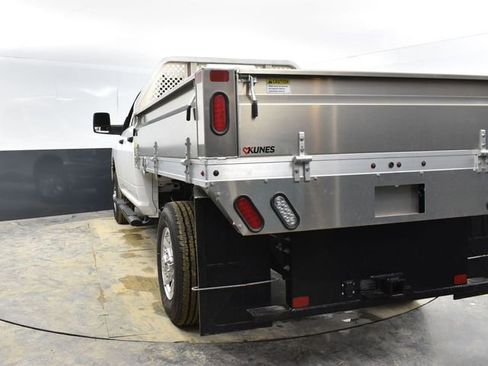 New 2024 RAM 2500 Tradesman w/ Chrome Appearance Group image 7