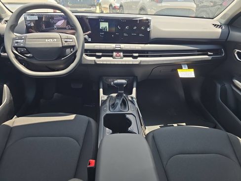 New 2026 Kia K4 FWD image 12
