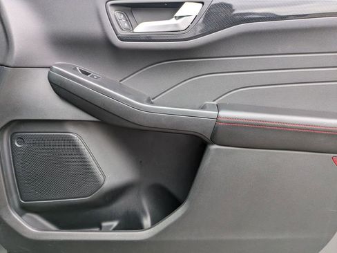 Used 2025 Ford Escape ST-Line image 28