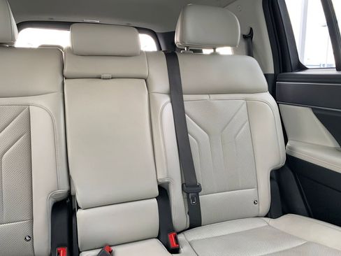 Used 2025 Hyundai Santa Fe SEL image 39