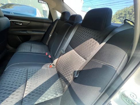 Used 2018 Nissan Altima 2.5 SV image 14
