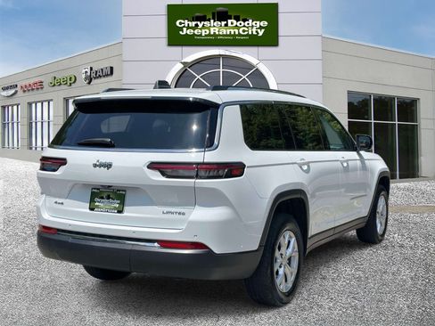 Used 2023 Jeep Grand Cherokee L Limited w/ Trailer Tow Group (B) AWD/4WD image 6