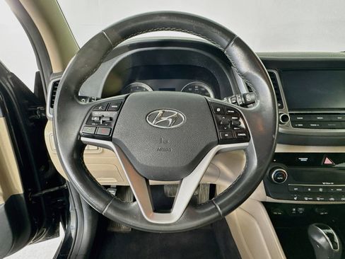 Used 2018 Hyundai Tucson SEL Plus AWD/4WD image 11