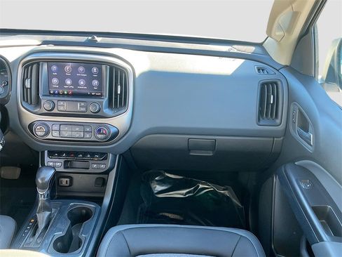 Used 2022 Chevrolet Colorado Z71 image 23