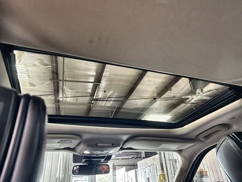Used 2019 Ford Expedition Platinum AWD/4WD image 26