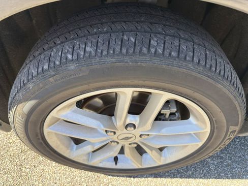 Used 2024 Dodge Durango GT image 37