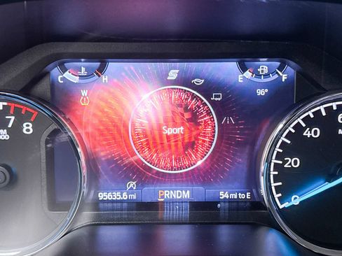 Used 2021 Ford F150 XLT w/ Equipment Group 302A High RWD image 9
