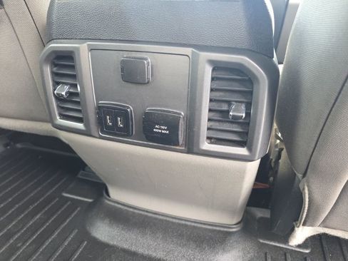 Used 2017 Ford F150 XLT w/ Equipment Group 302A Luxury image 44