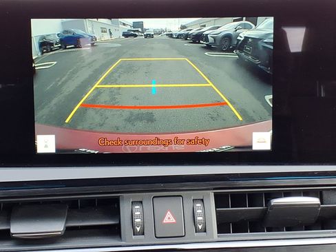 Certified 2024 Lexus ES 350 w/ Premium Package image 13