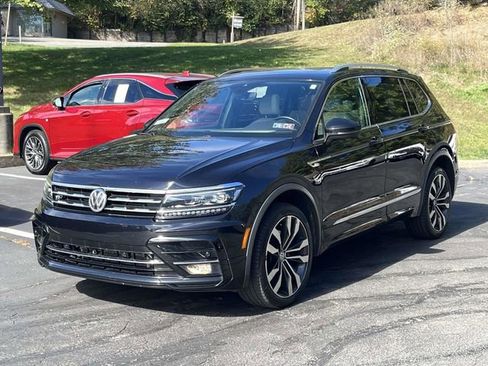 Used 2020 Volkswagen Tiguan SEL Premium R-Line w/ 3rd Row Seat Package image 8