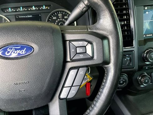 Used 2018 Ford F150 XLT w/ Equipment Group 302A Luxury image 24