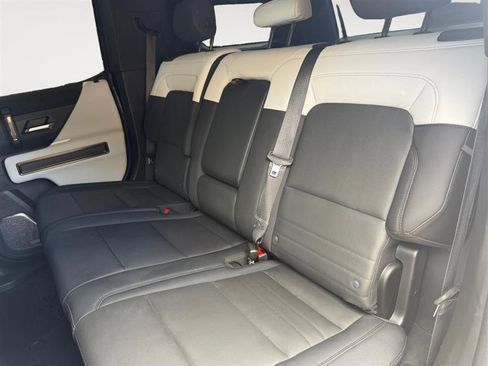 Used 2024 GMC Hummer EV 3X AWD/4WD image 15
