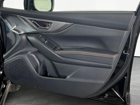 Used 2023 Subaru Crosstrek 2.5i Limited w/ Moonroof Package image 23