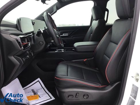 Used 2025 Chevrolet Silverado EV RST image 29