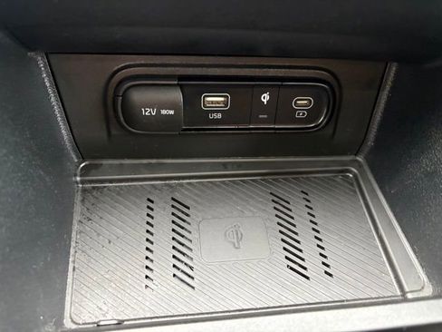 Certified 2023 Kia Sportage SX image 18