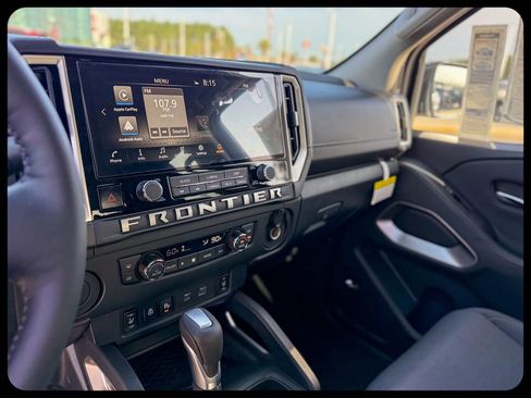 New 2025 Nissan Frontier SV w/ SV Convenience Package image 14