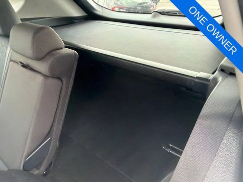 Used 2025 Toyota RAV4 XLE AWD/4WD image 25