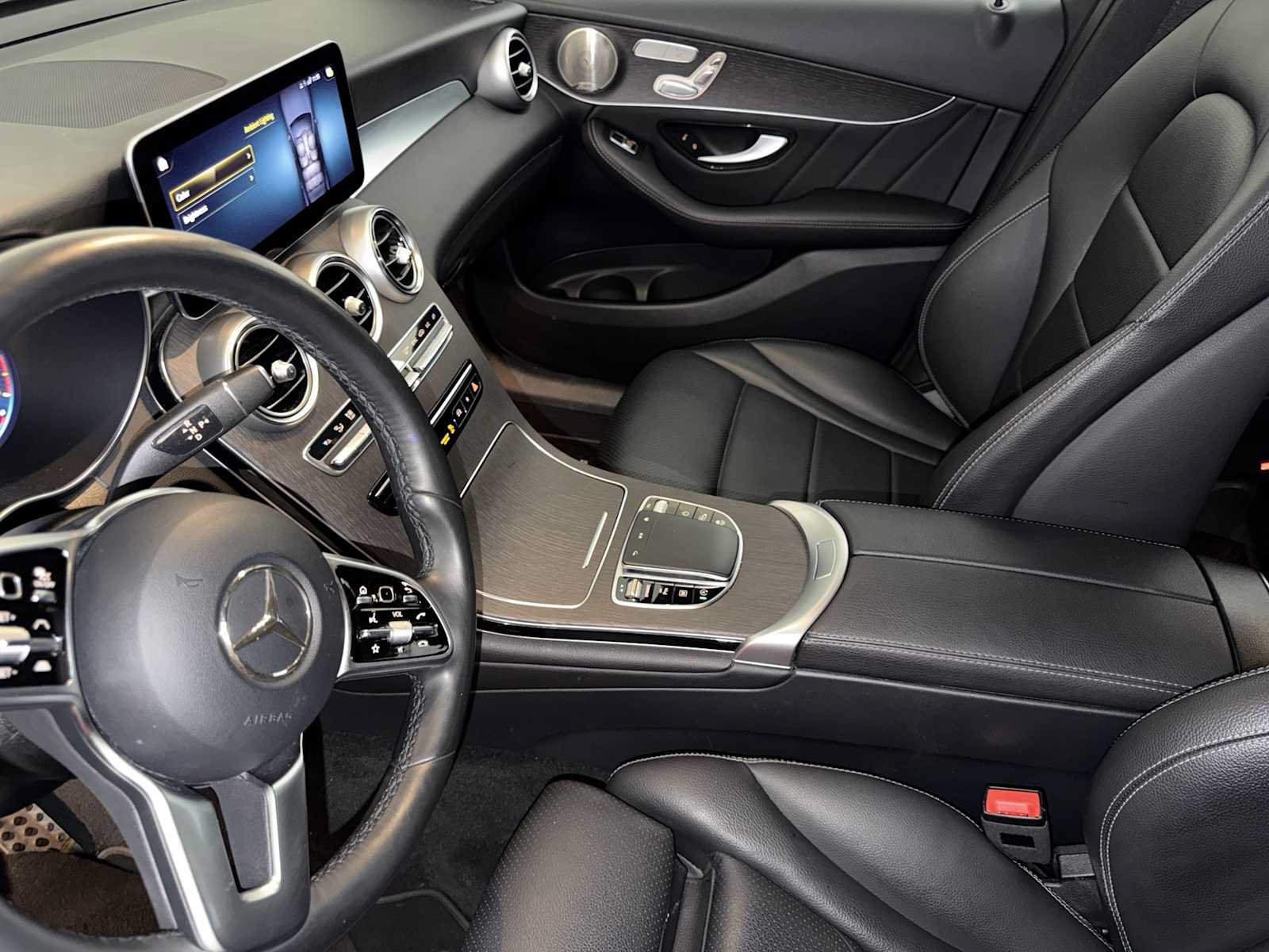 Used 2021 Mercedes-Benz GLC 300 4MATIC image 19