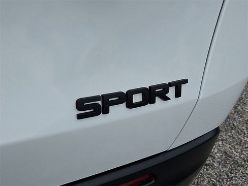 Certified 2023 Honda HR-V Sport image 5