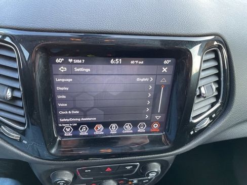 Used 2020 Jeep Compass Limited image 34