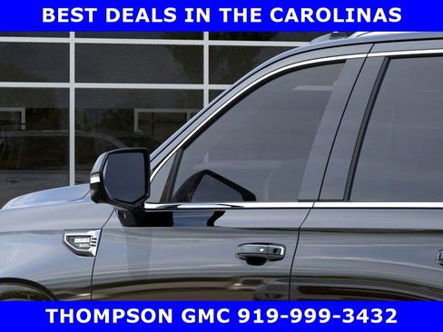 New 2026 GMC Yukon Elevation image 15