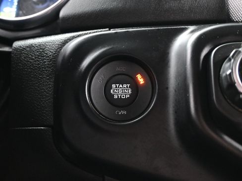 Used 2022 Jeep Wrangler Unlimited Rubicon 4xe w/ Cold Weather Group AWD/4WD image 23