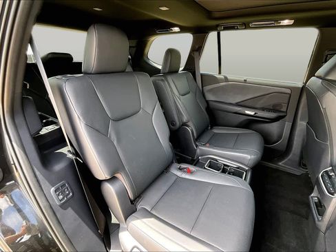 Used 2025 Lexus TX 350 AWD w/ Technology Package image 20
