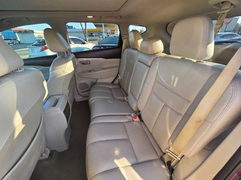 Used 2018 Nissan Murano Platinum image 15